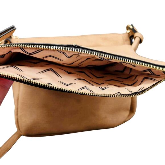 Urban Expressions Tan Faux-Leather Gold-Accents Zippered Shoulder/Handle Bag - Picture 5 of 7